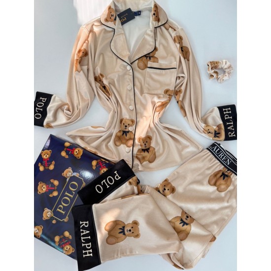 Ayıcık Desen Krem Kadife Pijama Takımı Ayıcık Desen Krem Kadife Pijama Takımı