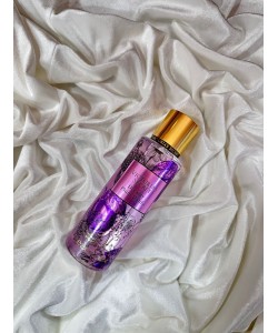 Vs Vücut Sprey Dreamy Plum Dahlia Vs Vücut Sprey Dreamy Plum Dahlia