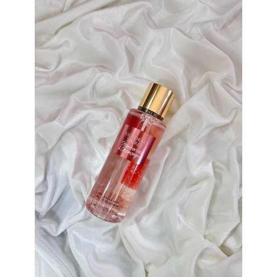 VS VÜCUT SPREY STRAWBERRİES&CHAMPAGNE VS VÜCUT SPREY STRAWBERRİES&CHAMPAGNE