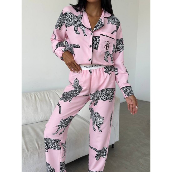 Pembe Leopar Desenli Pamuklu Kadın Pijama Takımı Pembe Leopar Desenli Pamuklu Kadın Pijama Takımı