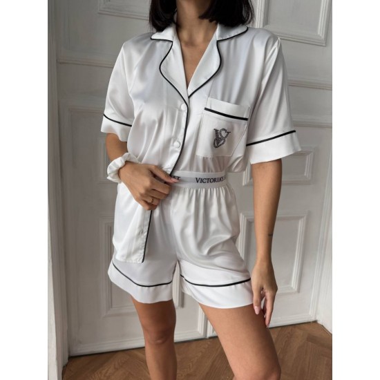 Beyaz Bel Lastik Armani İpek Saten Şort Takım Beyaz Bel Lastik Armani İpek Saten Şort Takım