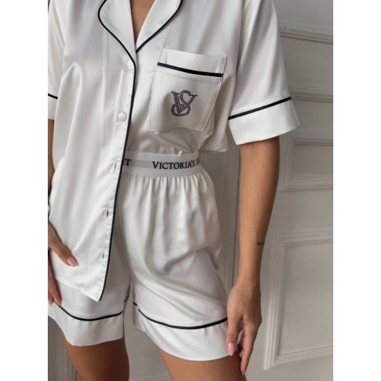 Beyaz Bel Lastik Armani İpek Saten Şort Takım Beyaz Bel Lastik Armani İpek Saten Şort Takım