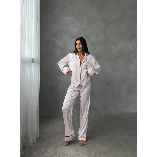 Pembe Çizgili Armani Saten Pijama Takımı Pembe Çizgili Armani Saten Pijama Takımı