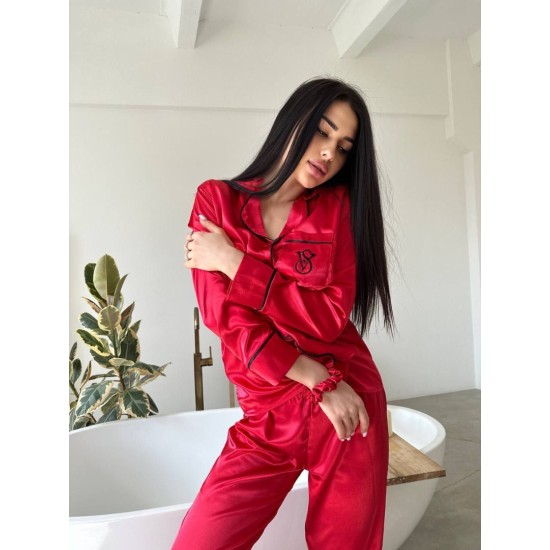 Kırmızı nakışlı ipek saten pijama takım Kırmızı nakışlı ipek saten pijama takım