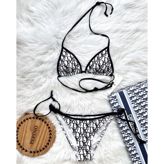 Siyah Bİyeli Bikini Takım