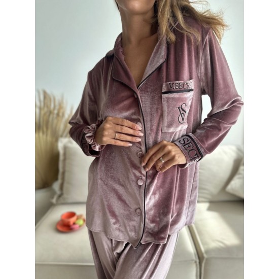 Beyaz Nakışlı İnci Kadife Pijama Takım Beyaz Nakışlı İnci Kadife Pijama Takım