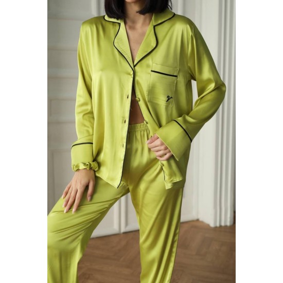 Yağ Yeşili Armani İpek Saten Pijama Takımı Yağ Yeşili Armani İpek Saten Pijama Takımı