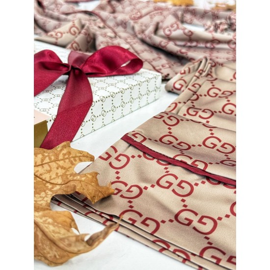 Guccı Armani İpek Saten Pijama Takımı Guccı Armani İpek Saten Pijama Takımı