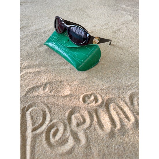 Black Retro Premium Güneş Gözlüğü Black Retro Premium Güneş Gözlüğü
